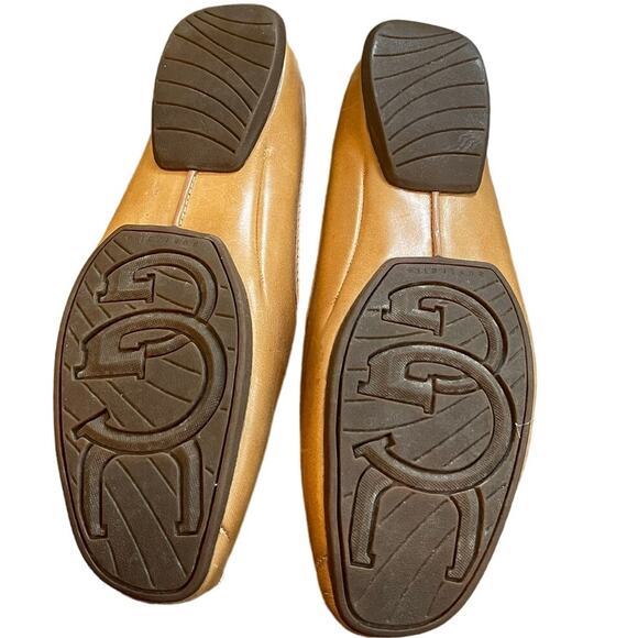 UGG Women’s Tan, camel Leather Slip On Loafers - size 10 - Picture 6 of 8